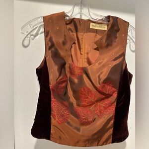 Helena Sorel Brown and Red Leaf Pattern Blouse vest w Velvet on the Side Size 40